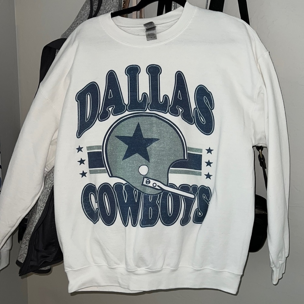 Dallas Cowboys Sweatshirt! Size Large!!